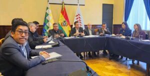 Suspenden diálogo nacional tras cancelación del ampliado de la COB