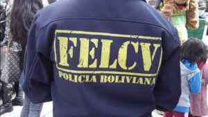 Madre va a prisión por presunta complicidad en el abuso que sufrió su hija de 15 años